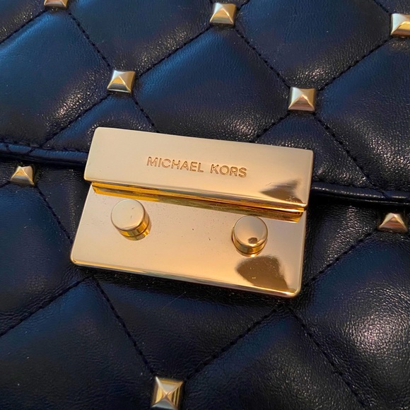 Michael Kors smooth quilted leather clutch - Picture 2 of 3